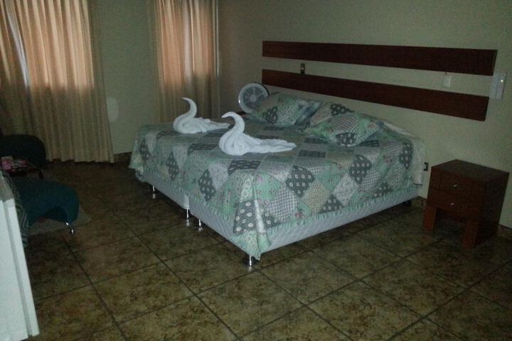 Room 17 of 29