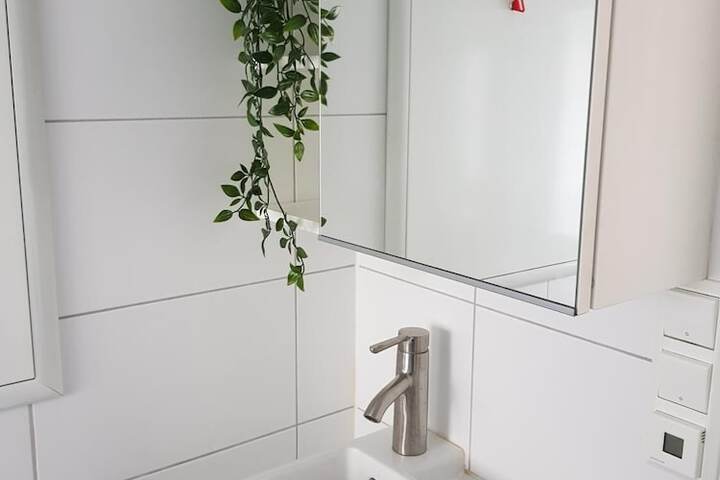 Room 15 of 50