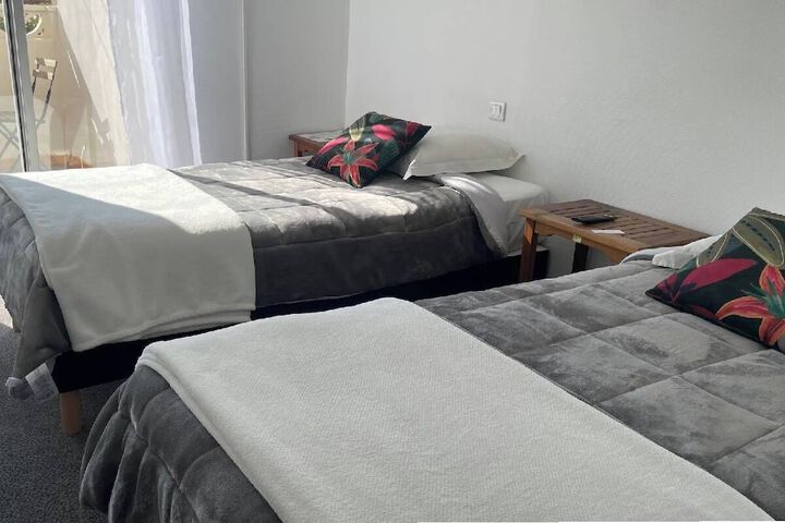 Room 9 of 19