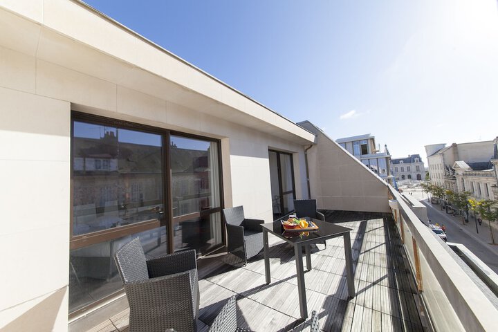Terrace/Patio 87 of 143