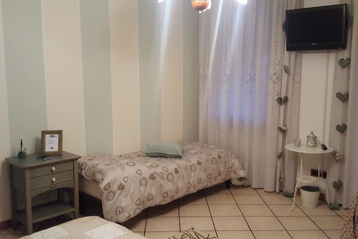 Room 11 of 43