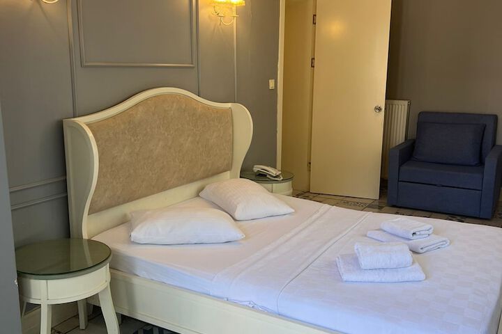 Room 48 of 125