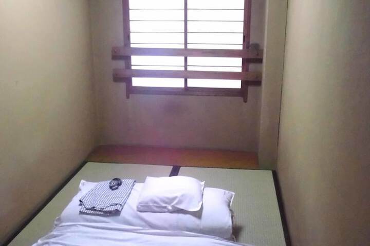 Room 7 of 21