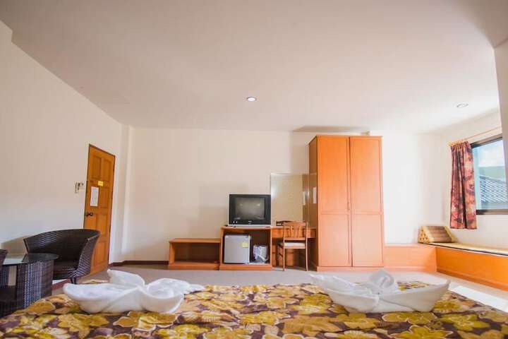 Room 12 of 31