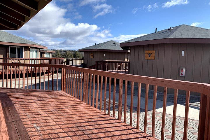 Sundeck 40 of 76