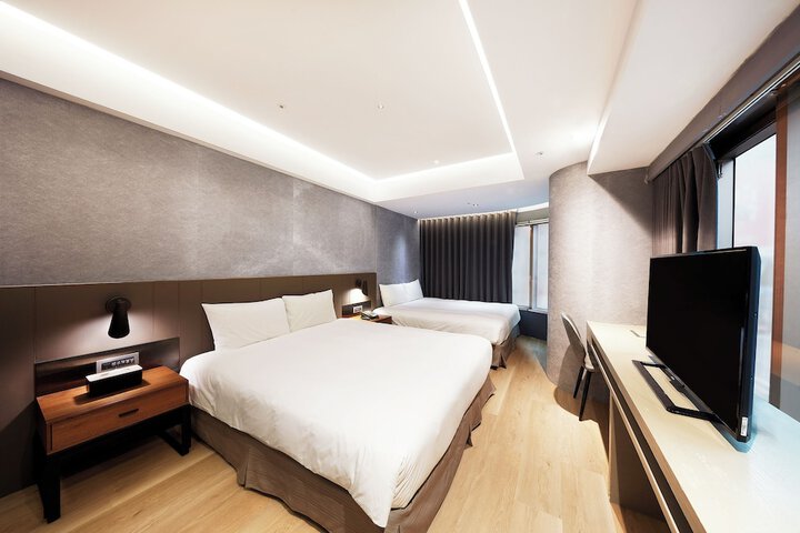 Room 37 of 72