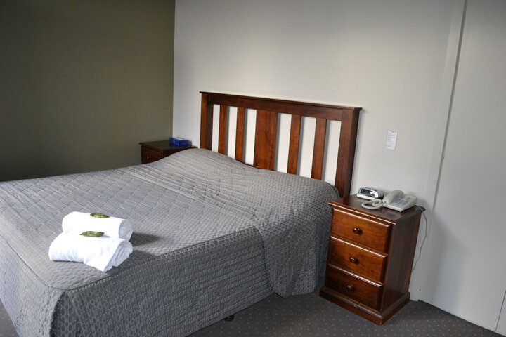 Room 4 of 35