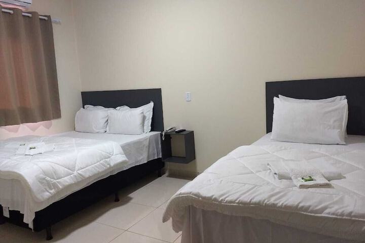 Room 17 of 37