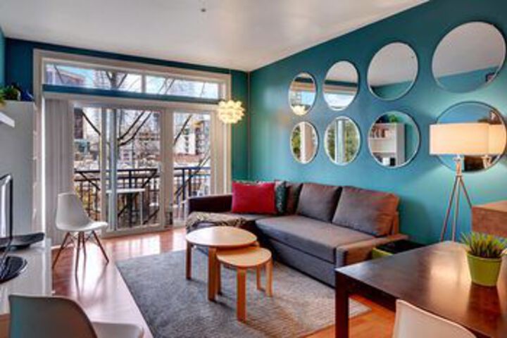 Belltown Court MoPOP Suite Apartment in Seattle, WA
