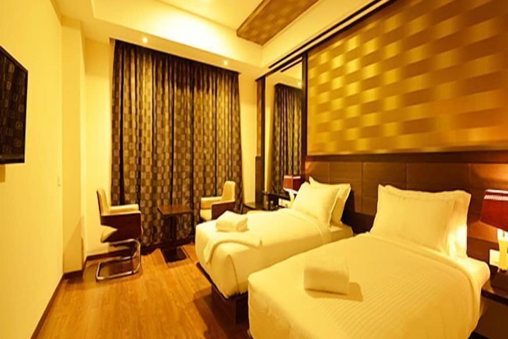 Room 6 of 40