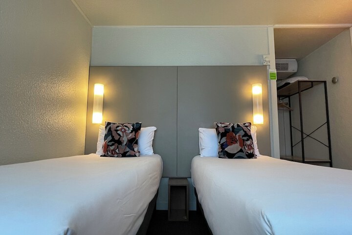 Children's theme room