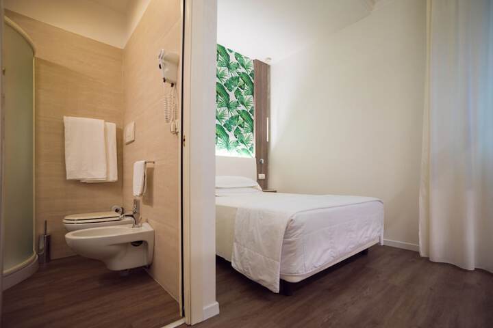 Room 114 of 180