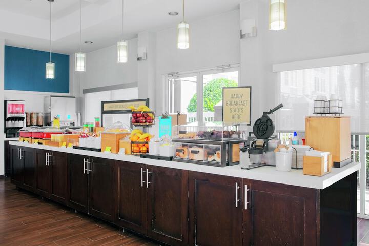 Breakfast area