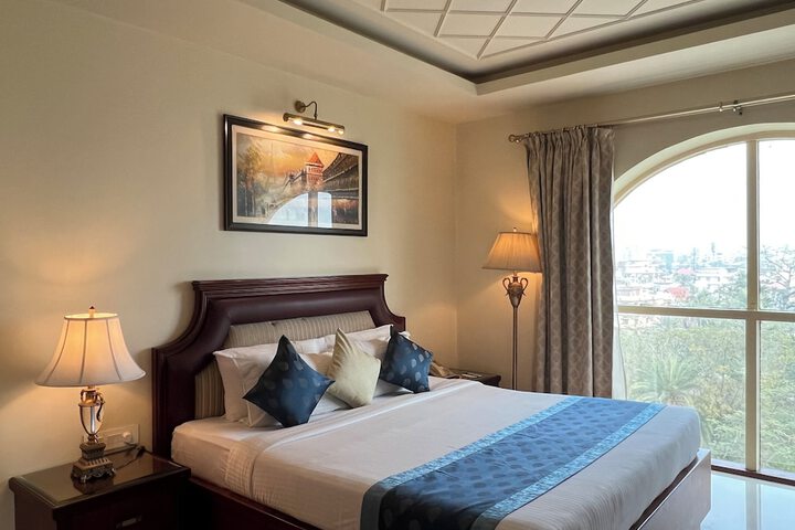 Room 75 of 164