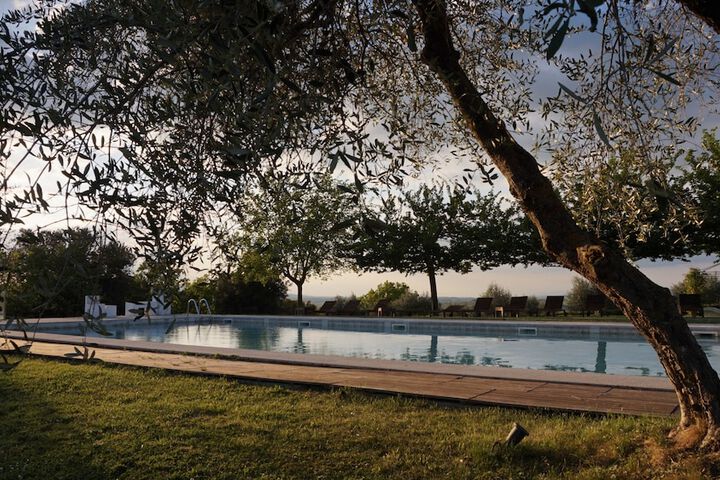 Pool Hotel