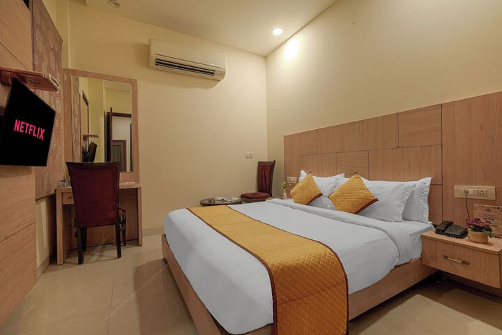 Room 46 of 80