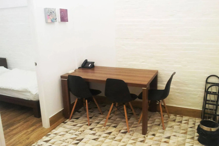 guest_rooms