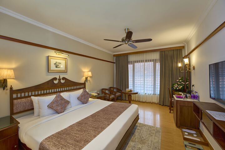 Room 10 of 86