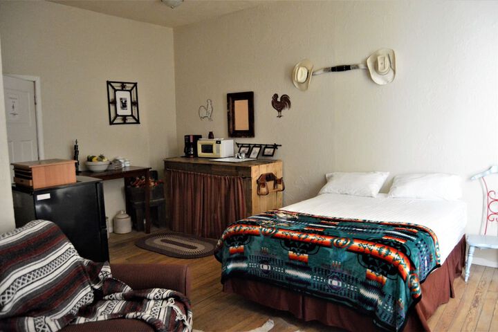 Room 10 of 45