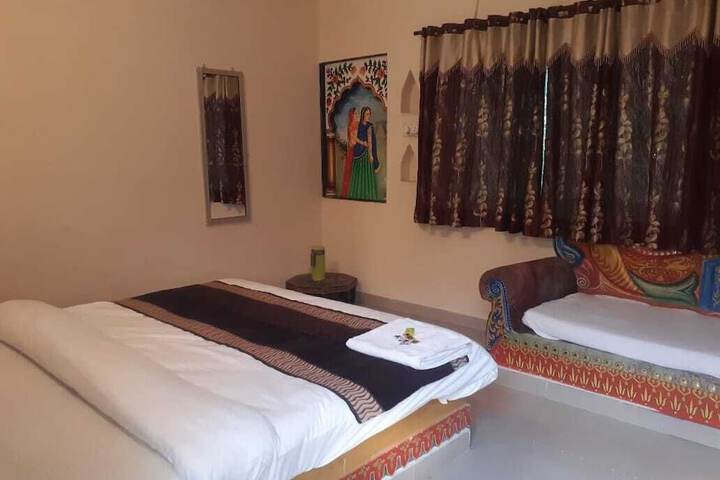 Room 16 of 47