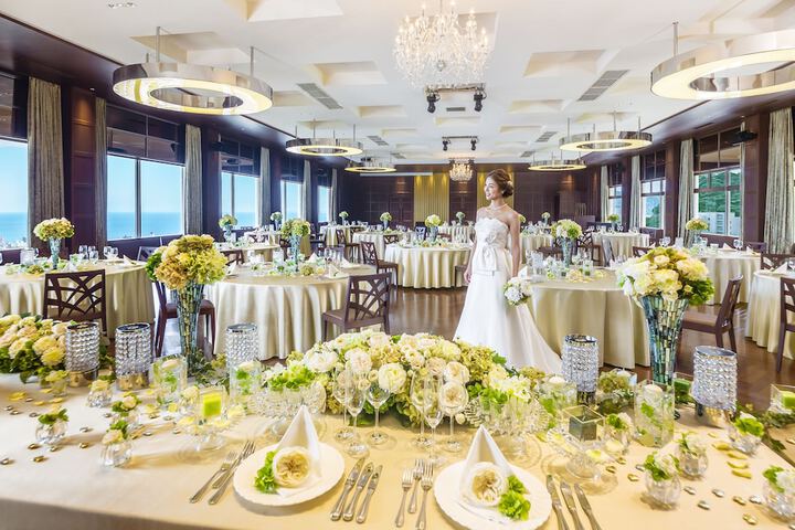 Ballroom/Hall 132 of 144