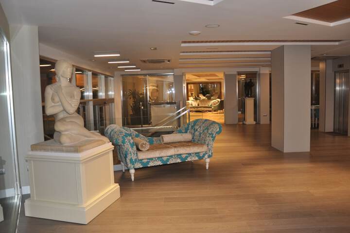 Hotel Lobby