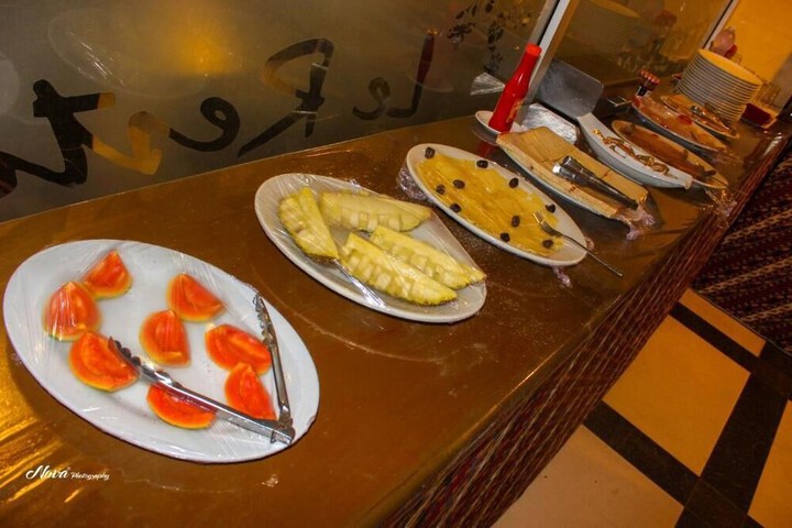 Dining 49 of 62