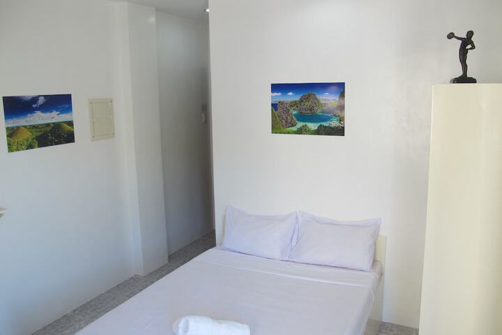 Room 9 of 57