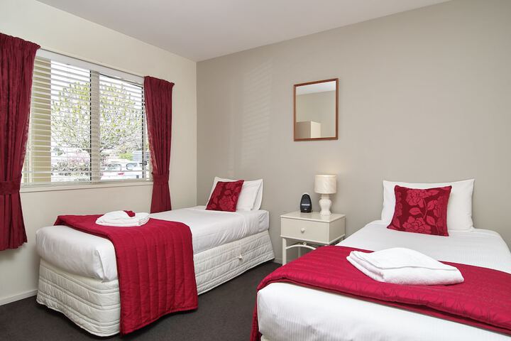 Room 14 of 48