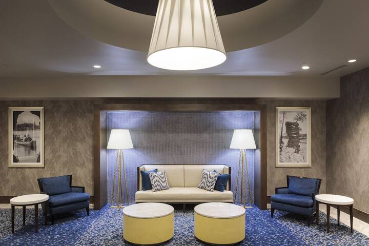 Hotel Interior 6 of 54