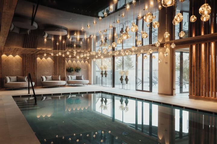 Pool 53 of 92