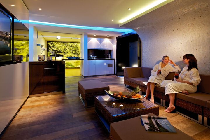Hotel Interior 67 of 102