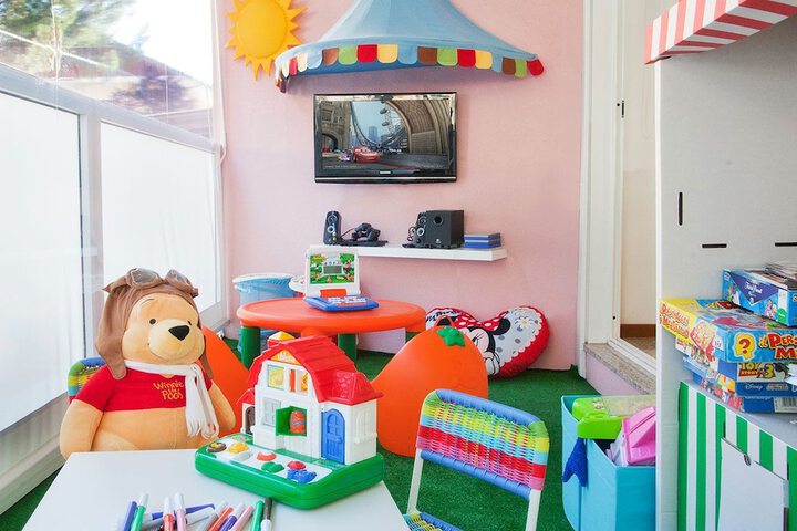 Children's play area - indoor