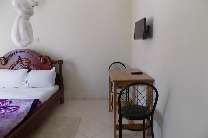Room 15 of 31