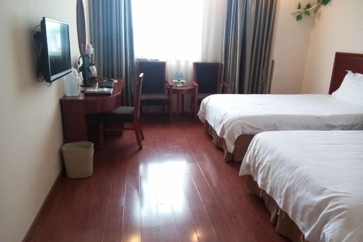 Room 7 of 29