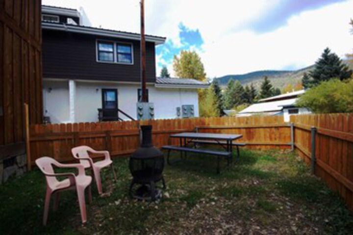 Property Grounds 12 of 36