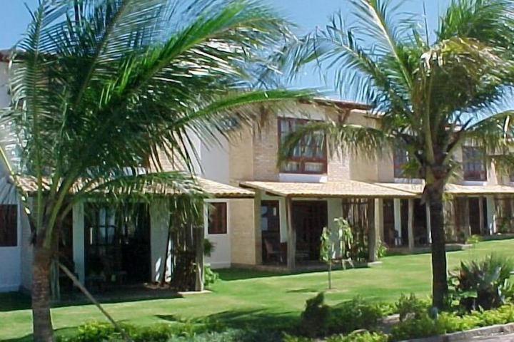 Hotel Exterior 40 of 50
