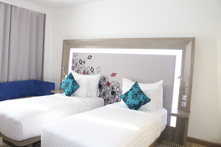 Room 8 of 71