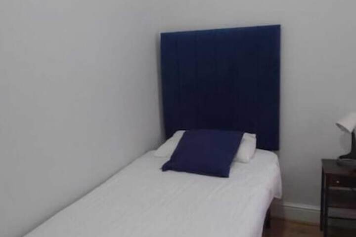 Room 42 of 117