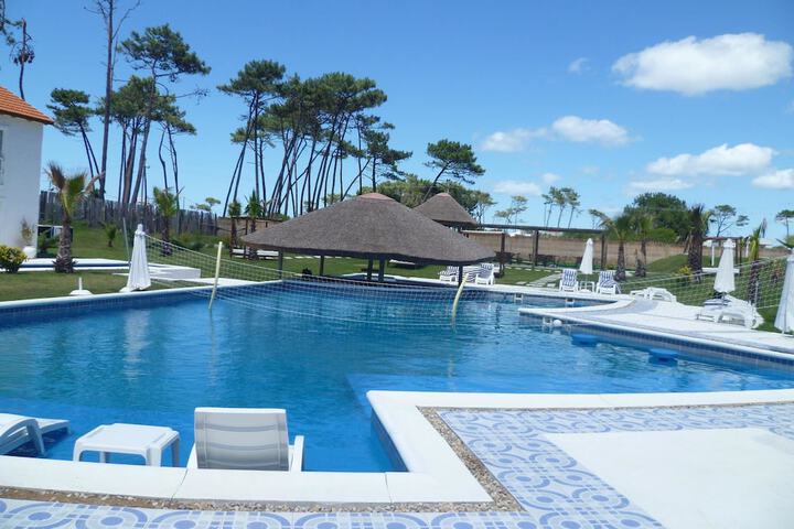 Hotel Pool