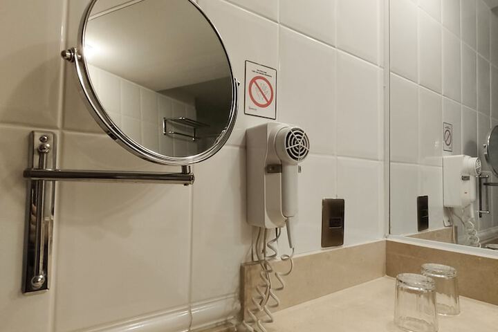 Clean Restrooms
