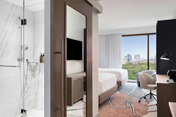 Room 21 of 65