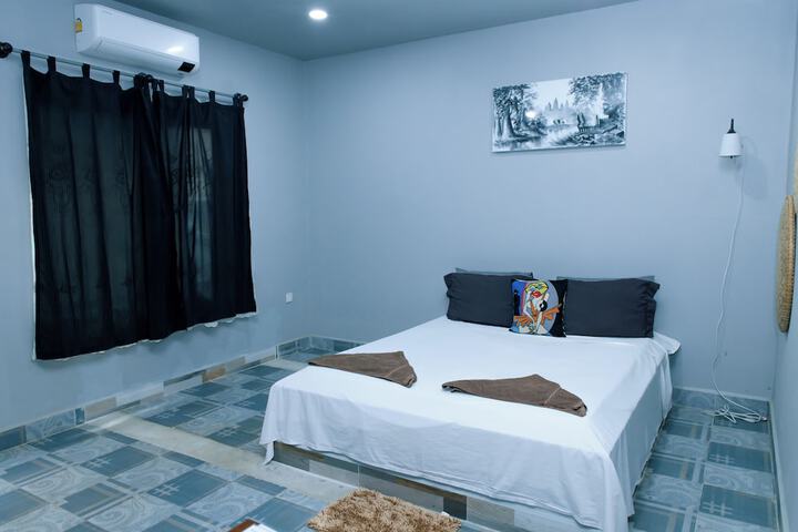 Room 17 of 62