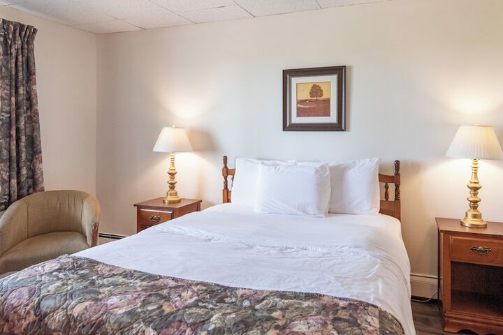 Room 14 of 64