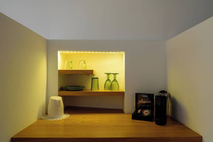 Room 32 of 96