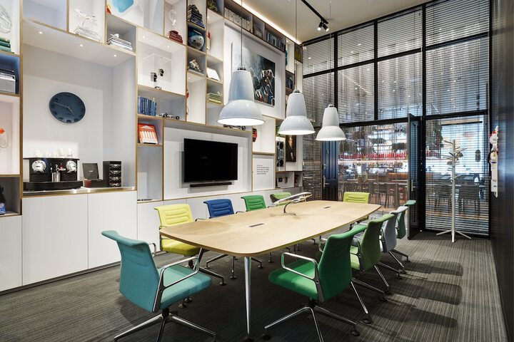 Meeting facility