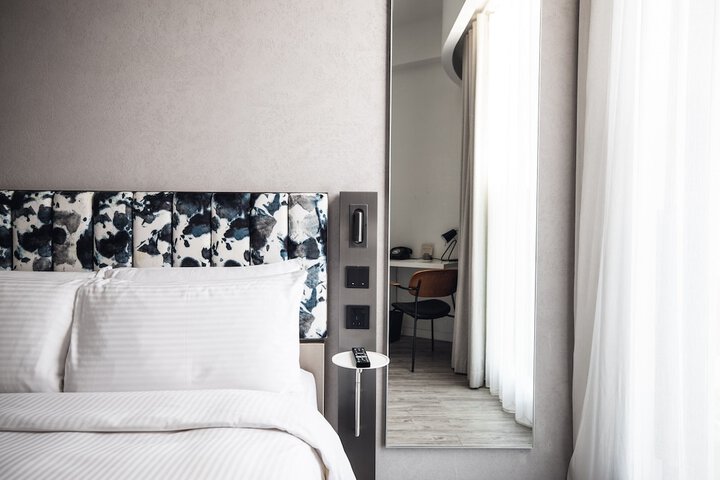 Room 15 of 78