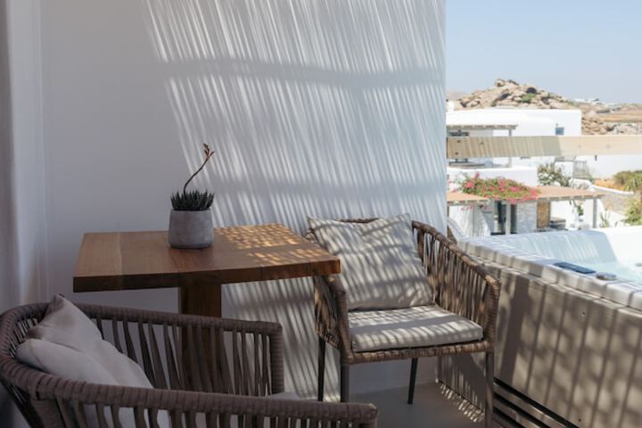 Terrace/Patio 9 of 37