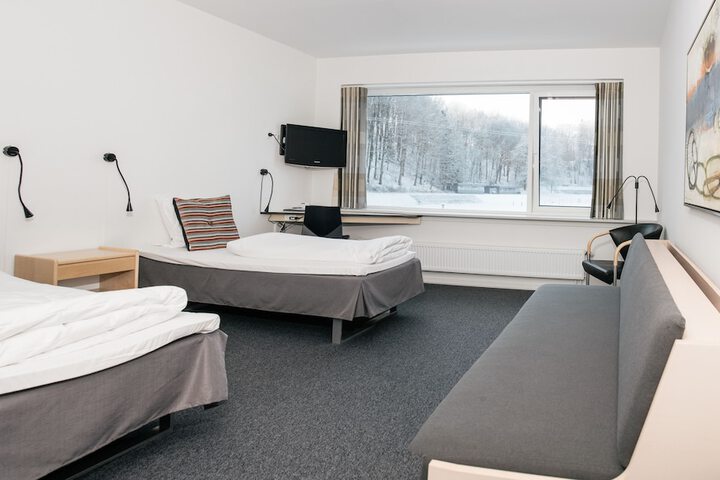 Room 7 of 44