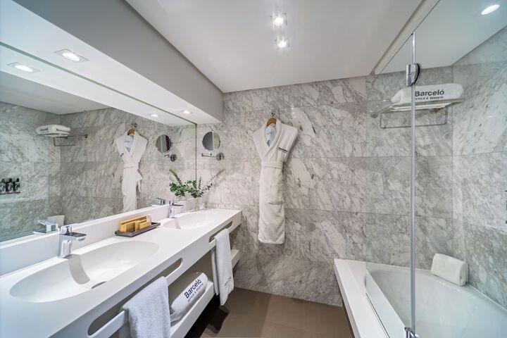Bath Interior